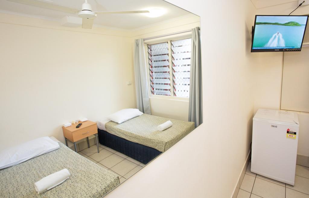 דארווין Hiway Inn Motel מראה חיצוני תמונה
