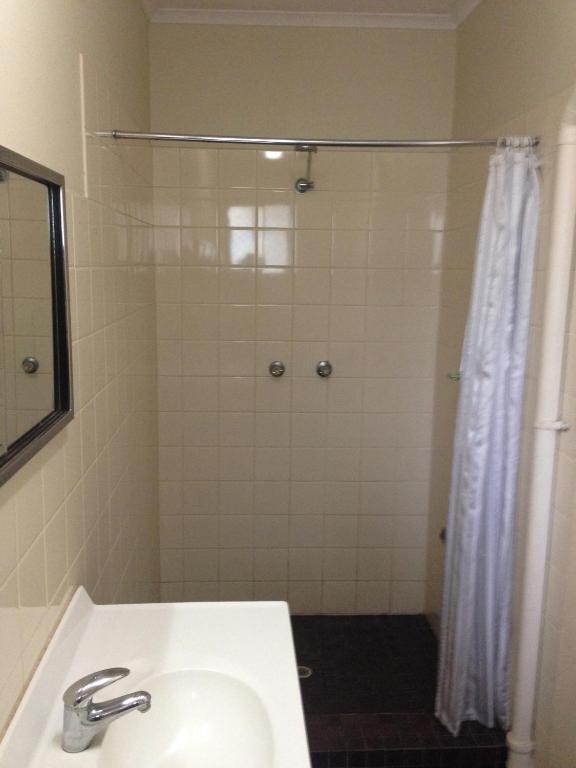 דארווין Hiway Inn Motel חדר תמונה