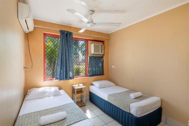 דארווין Hiway Inn Motel מראה חיצוני תמונה